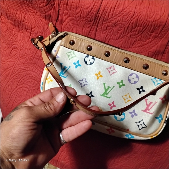 Louis vuitton - Picture 6 of 6